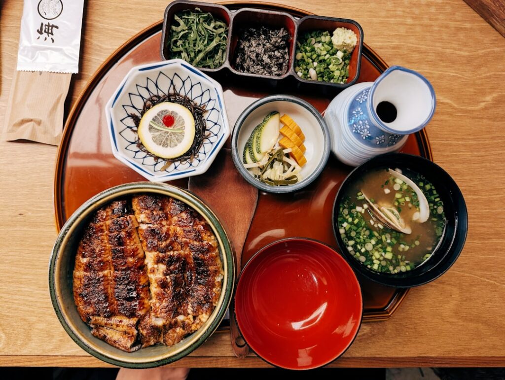 시간과 미학이 교차하는 미식의 성지: 대한민국 하이엔드 고메 투어와 럭셔리 카페의 정수_0